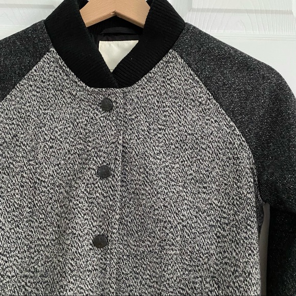 Levi’s Wool Blend Varsity Bomber Jacket - Picture 5 of 8